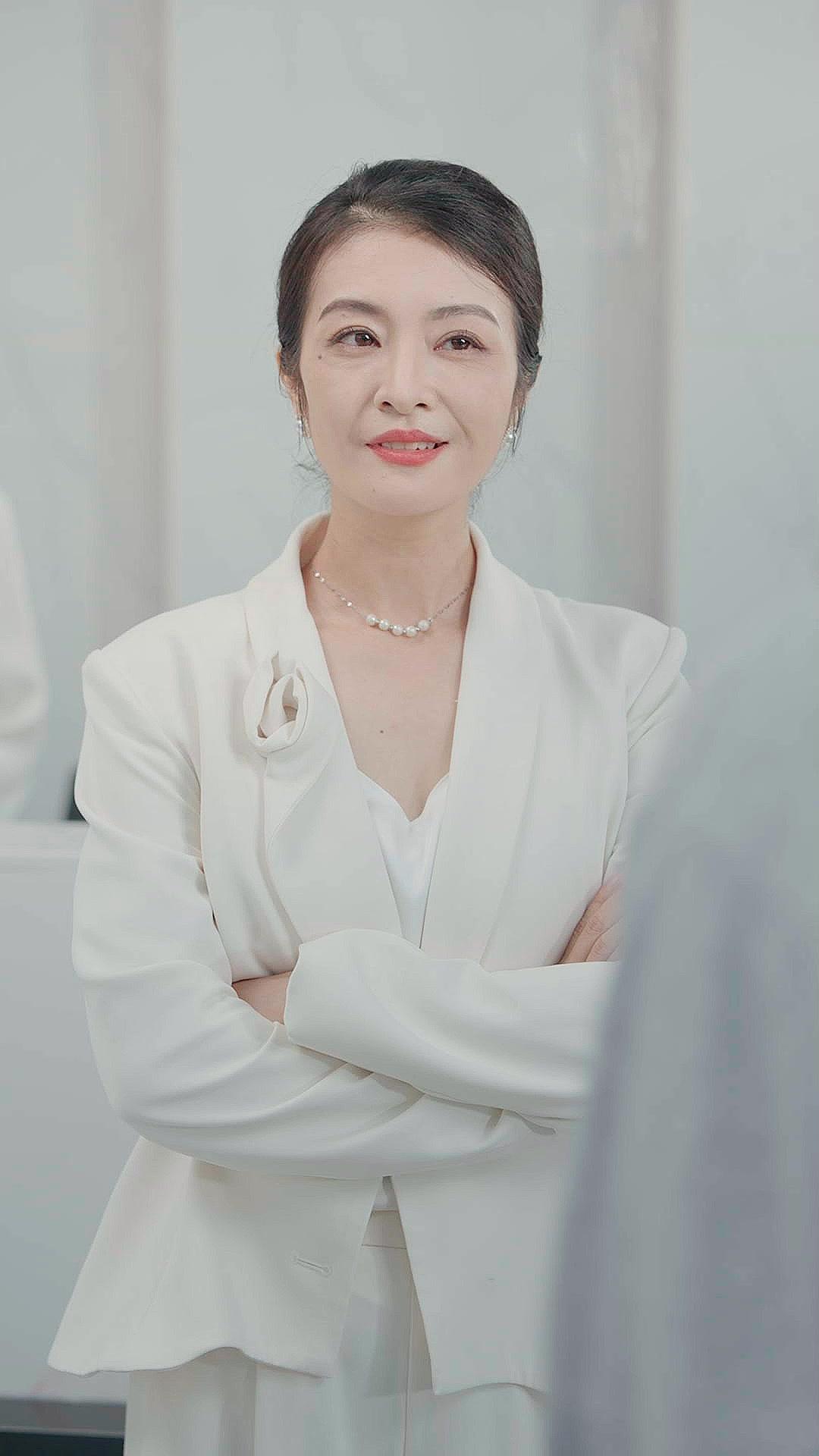 De esposa sumisa a reina indomable