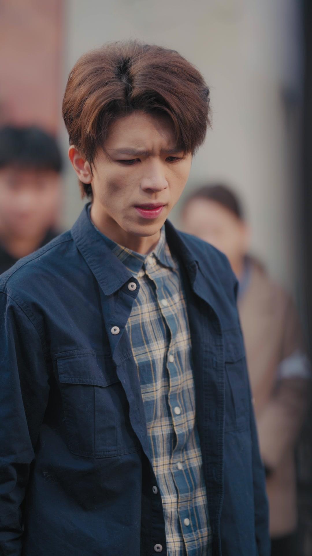 Aku Jadi Tumpuan Adikku