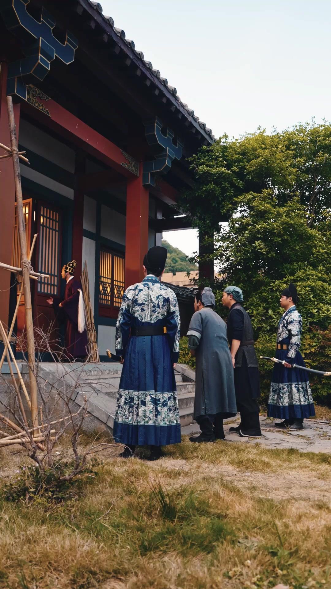 The Palace Remembers