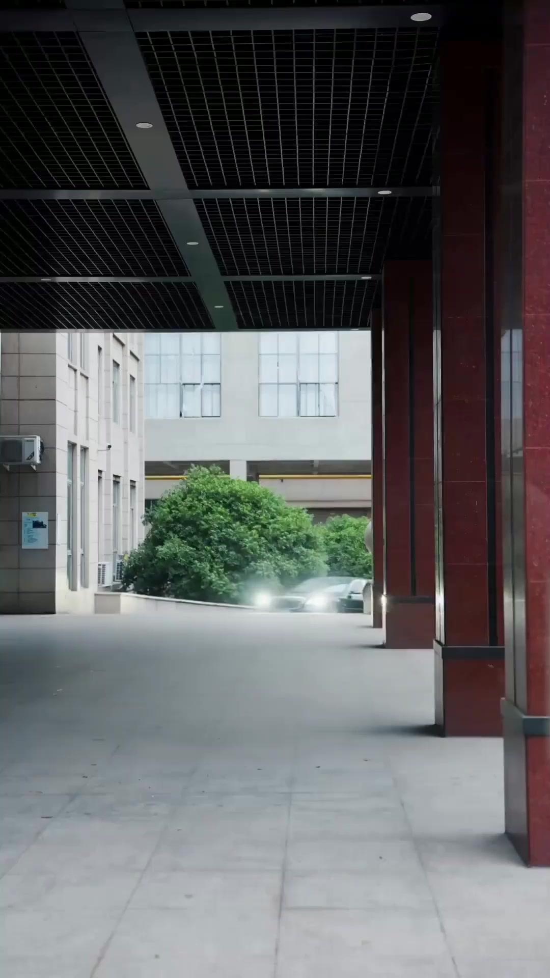 กลับมาในฐานะคนอื่น