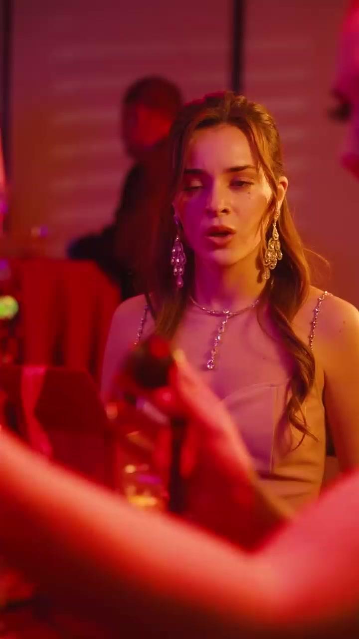 لعبة تبادل الأزواج