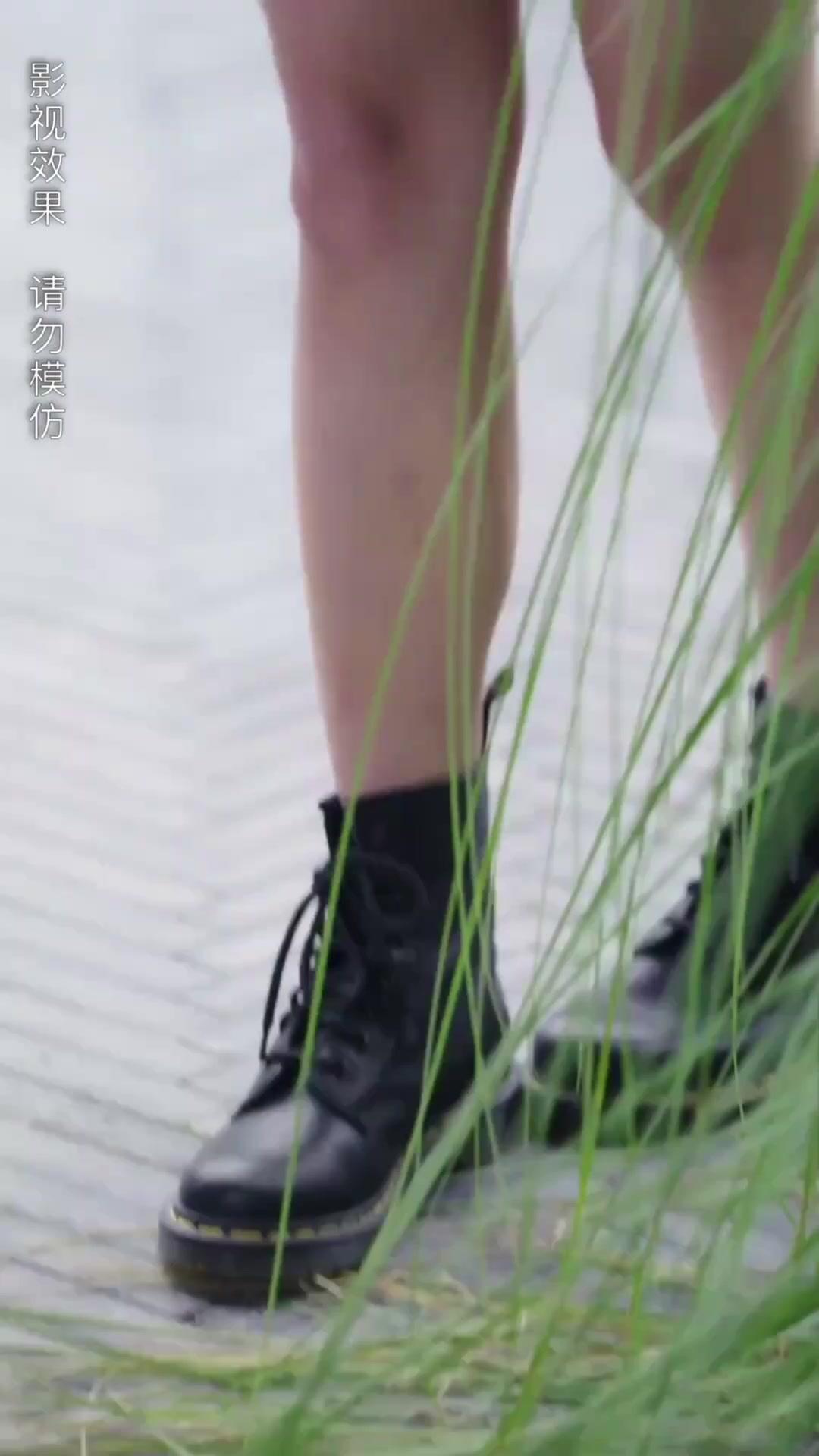 حب من وراء القناع