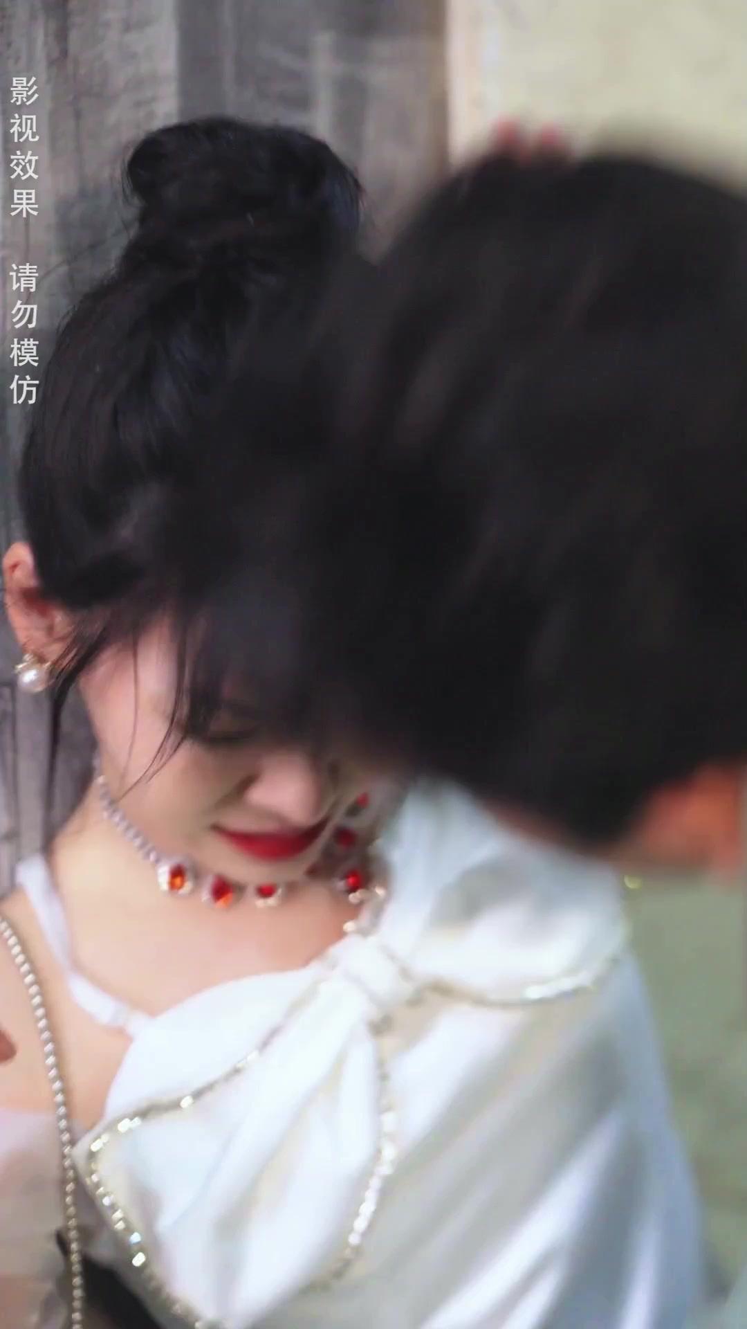 Istri Imutku Punya Rahasia Tersembunyi!