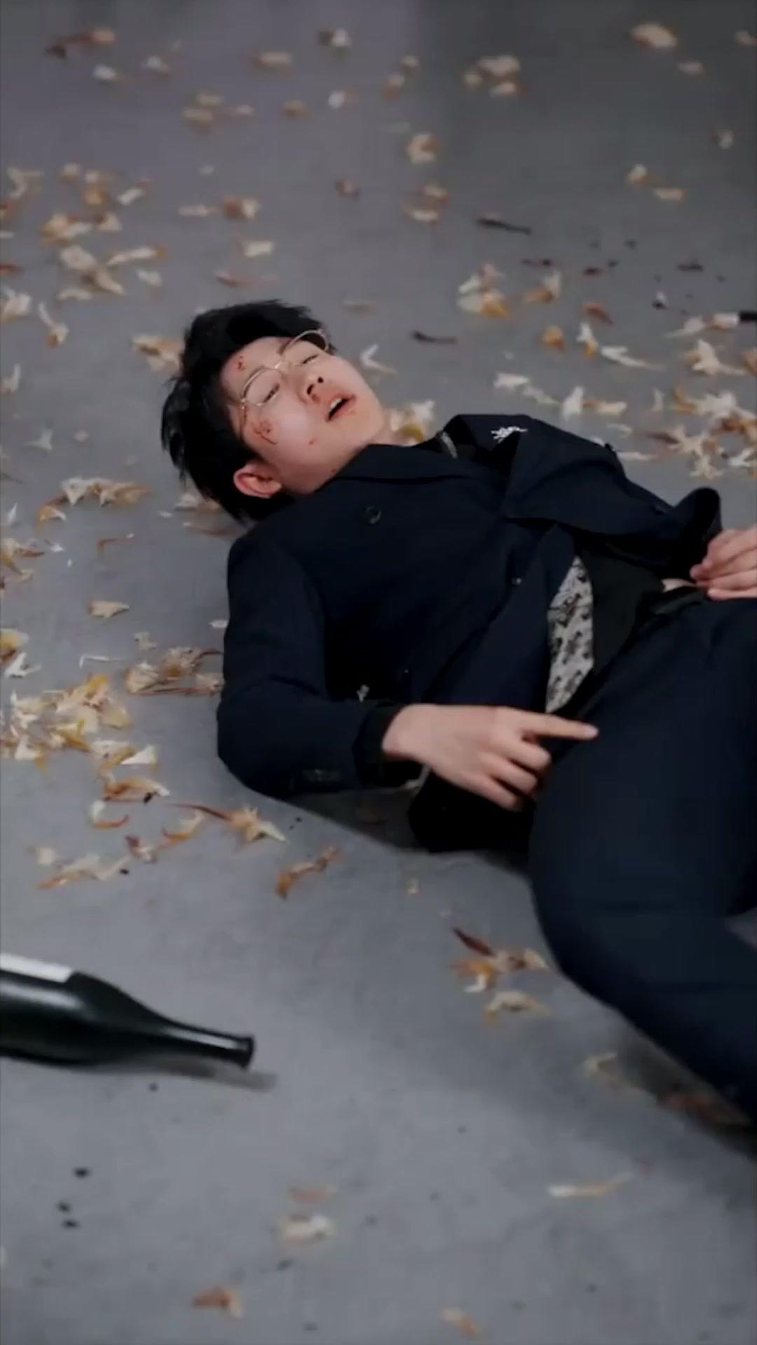 (Doblado)Derribando a la familia tóxica con mi suegra