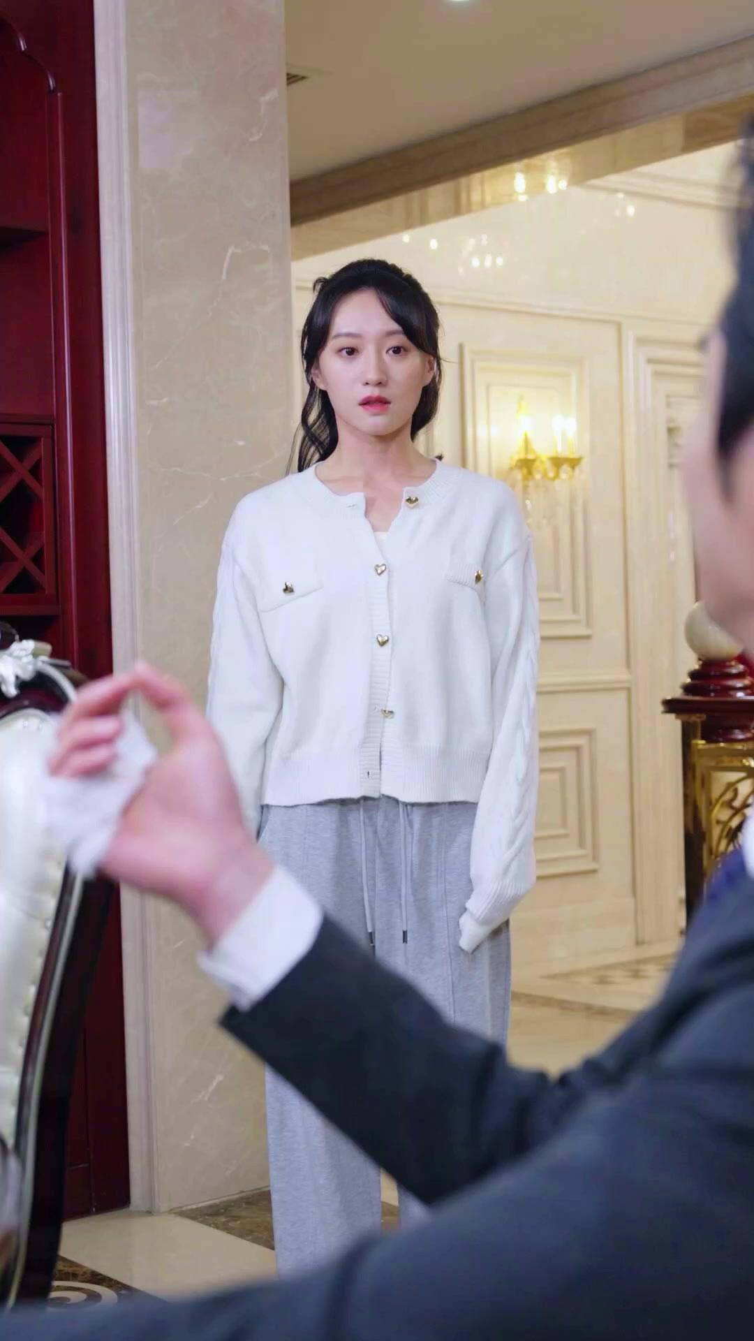 OUPS ! J’AI ÉPOUSÉ UN MILLIARDAIRE.