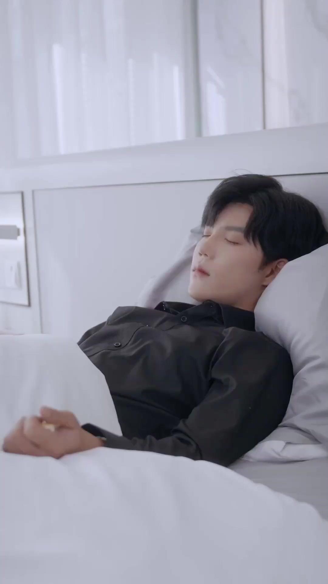 Fingiendo amnesia, atrapé un riquezón