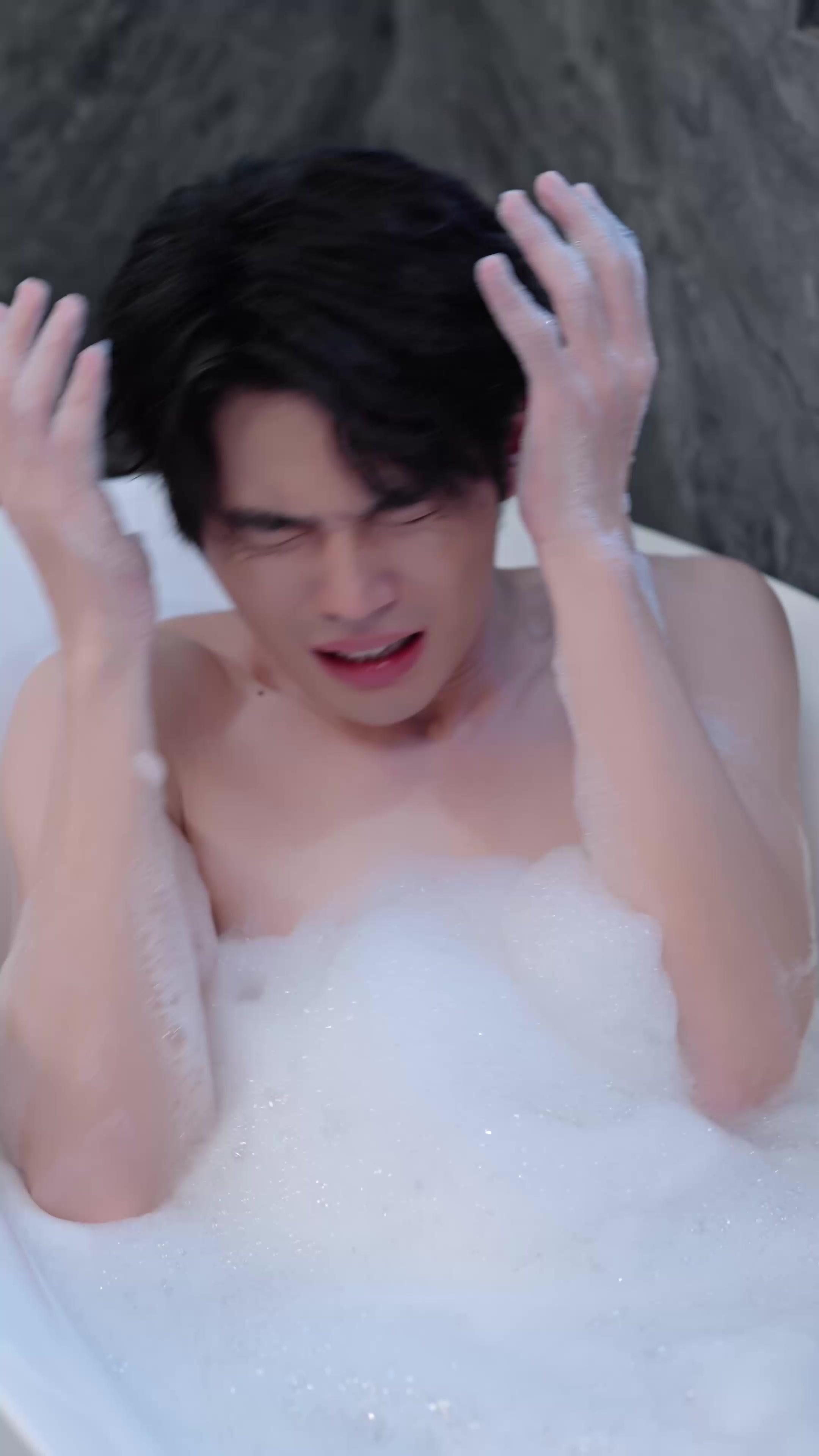 江少，夫人她超能打