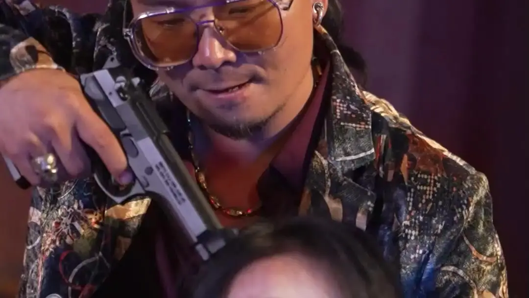 Legend of a Security Guard: When the Hostage Holds the Script