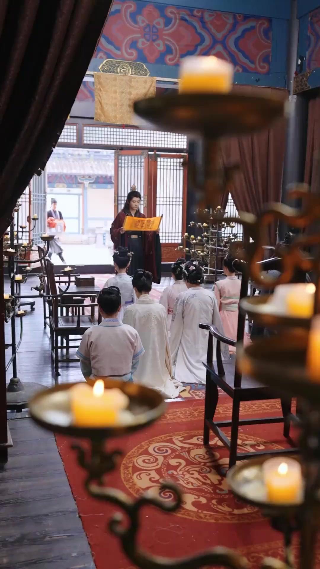 นางเอกในเงามืด