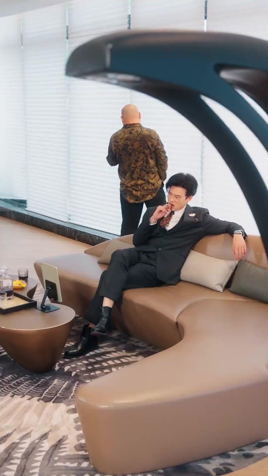 ให้โชว์มายากล ไม่ได้ให้โชว์พลังเซียน