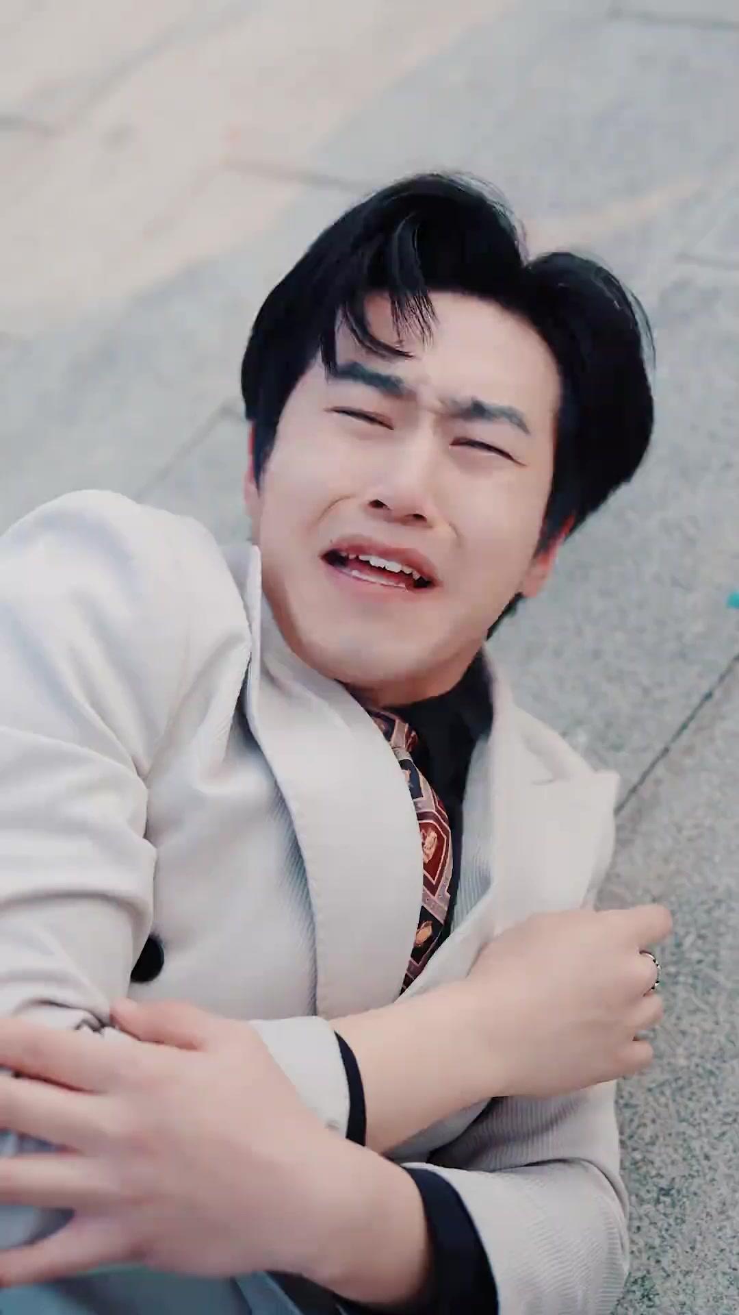 التنين الهائج سيد السجون