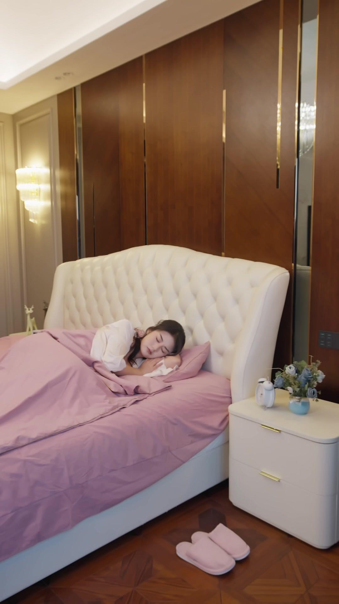 Topeng Palsu Keluarga