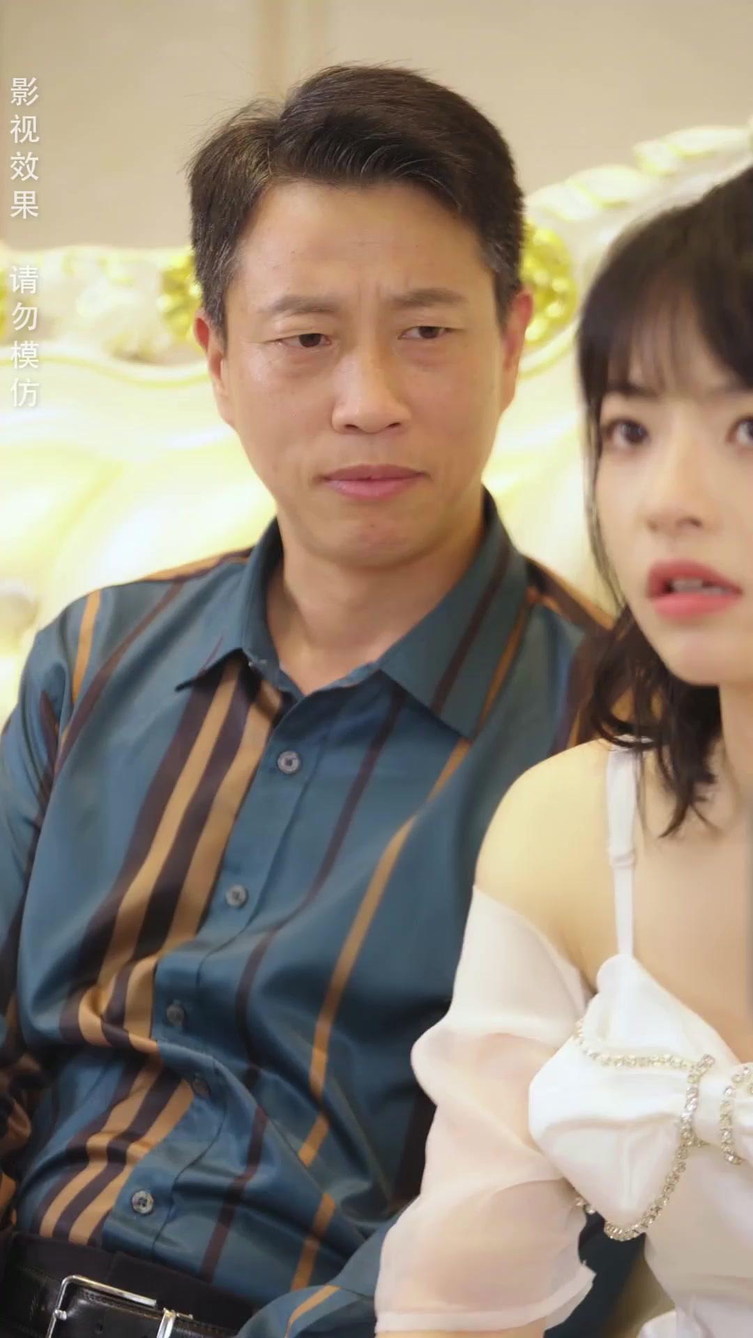 Istri Imutku Punya Rahasia Tersembunyi!