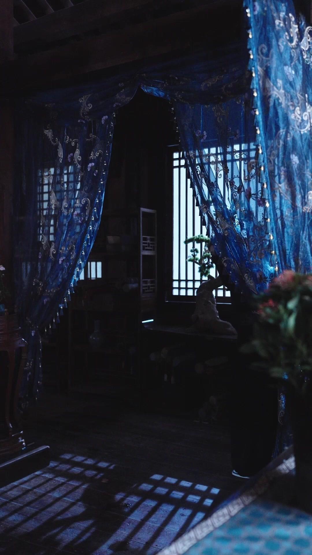 I Became My Sister to Avenge Her