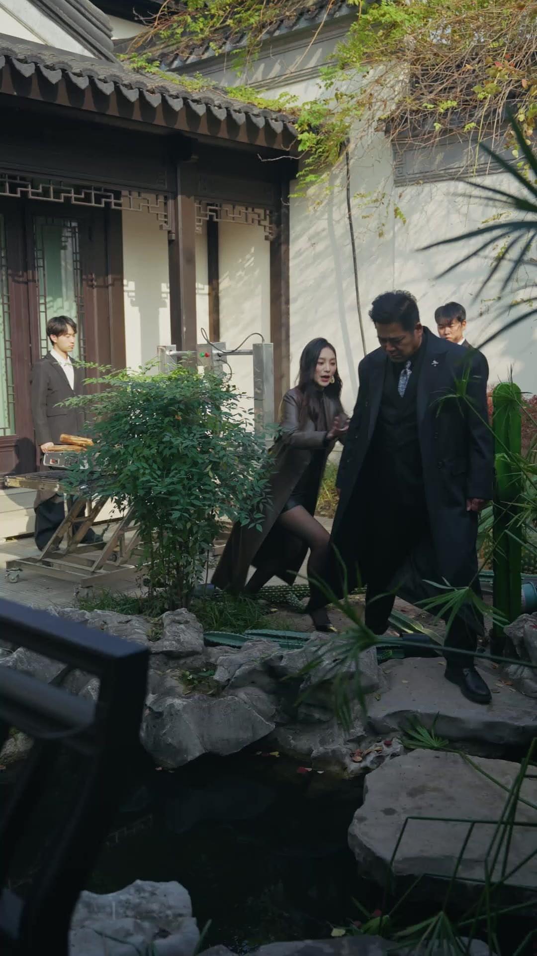 Duello tra Due Figlie