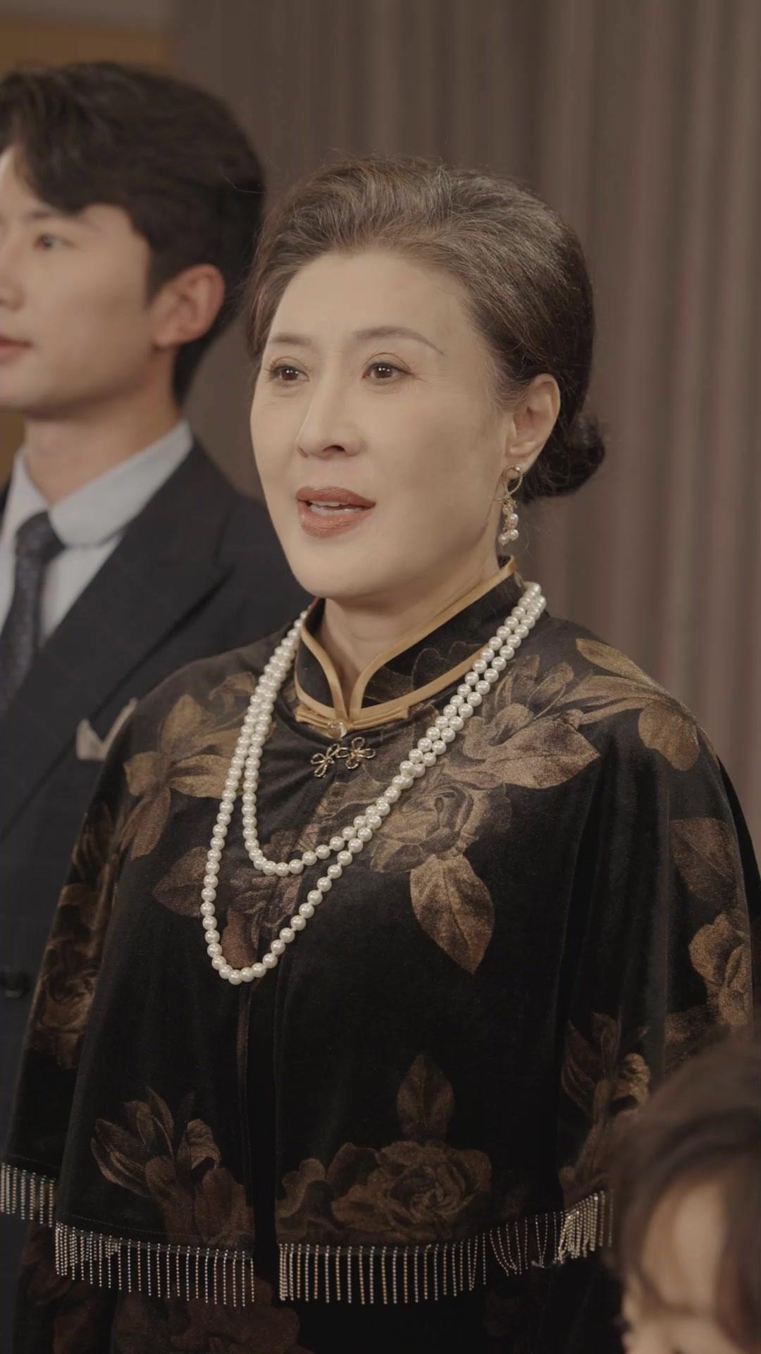 Accident? Her Cinderella Story!