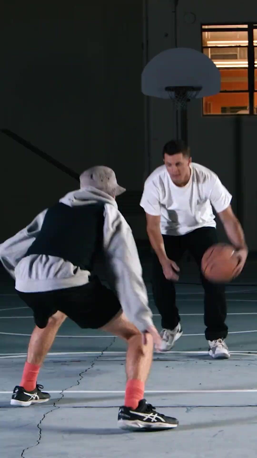 (Doblado) El dios regresó al juego