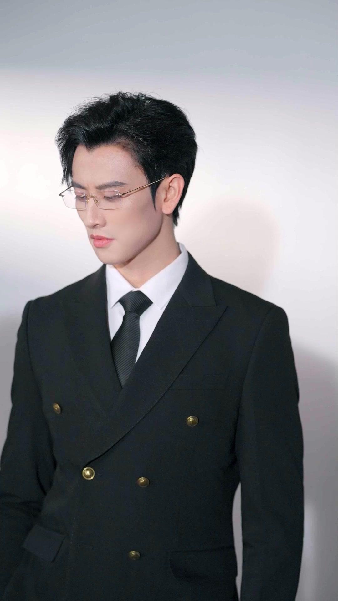 Mantan Suamiku Ternyata CEO