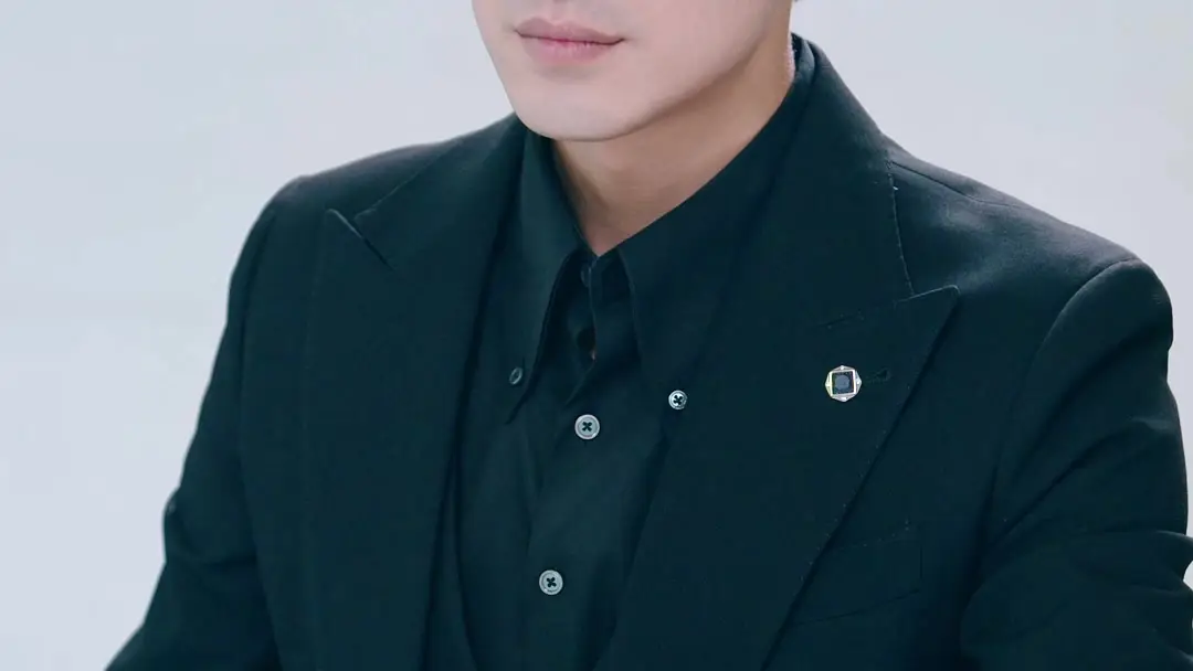 When Eyeglasses Say More Than Words