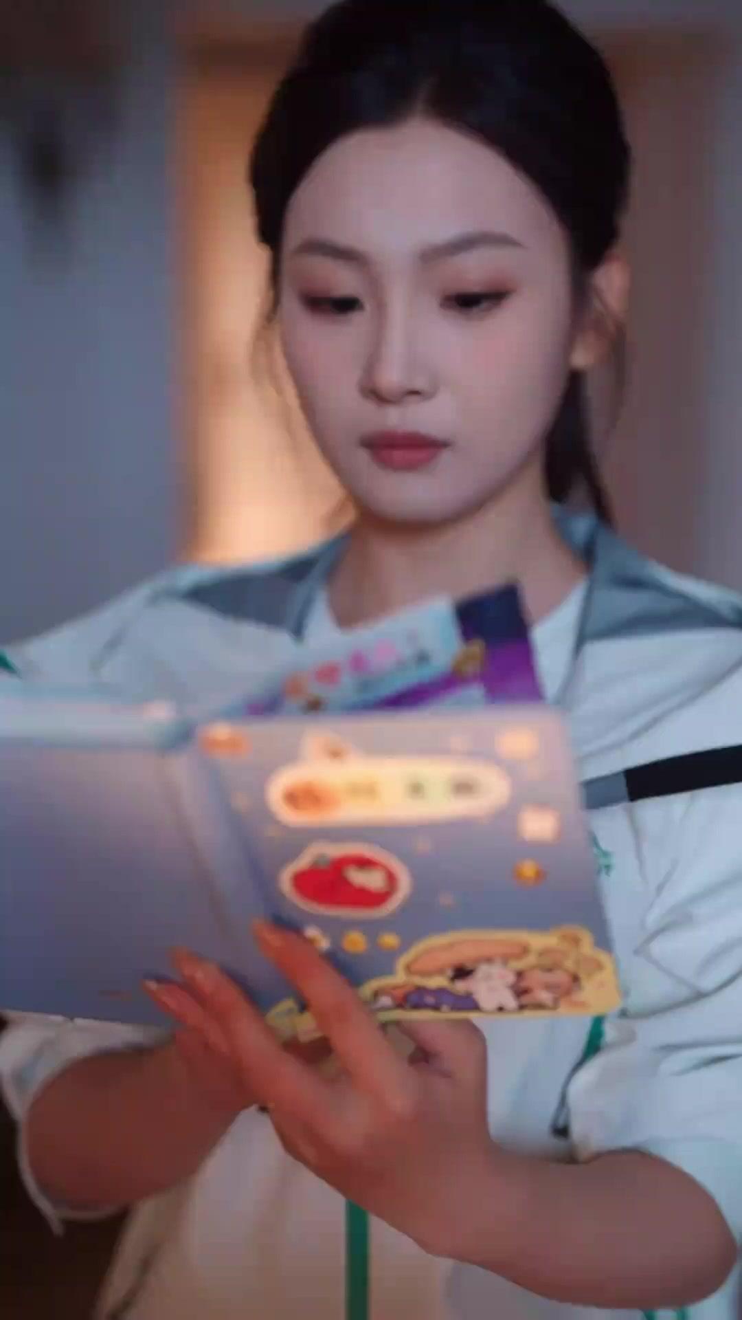 (Doblado)Me divorcié y ahora soy diosa