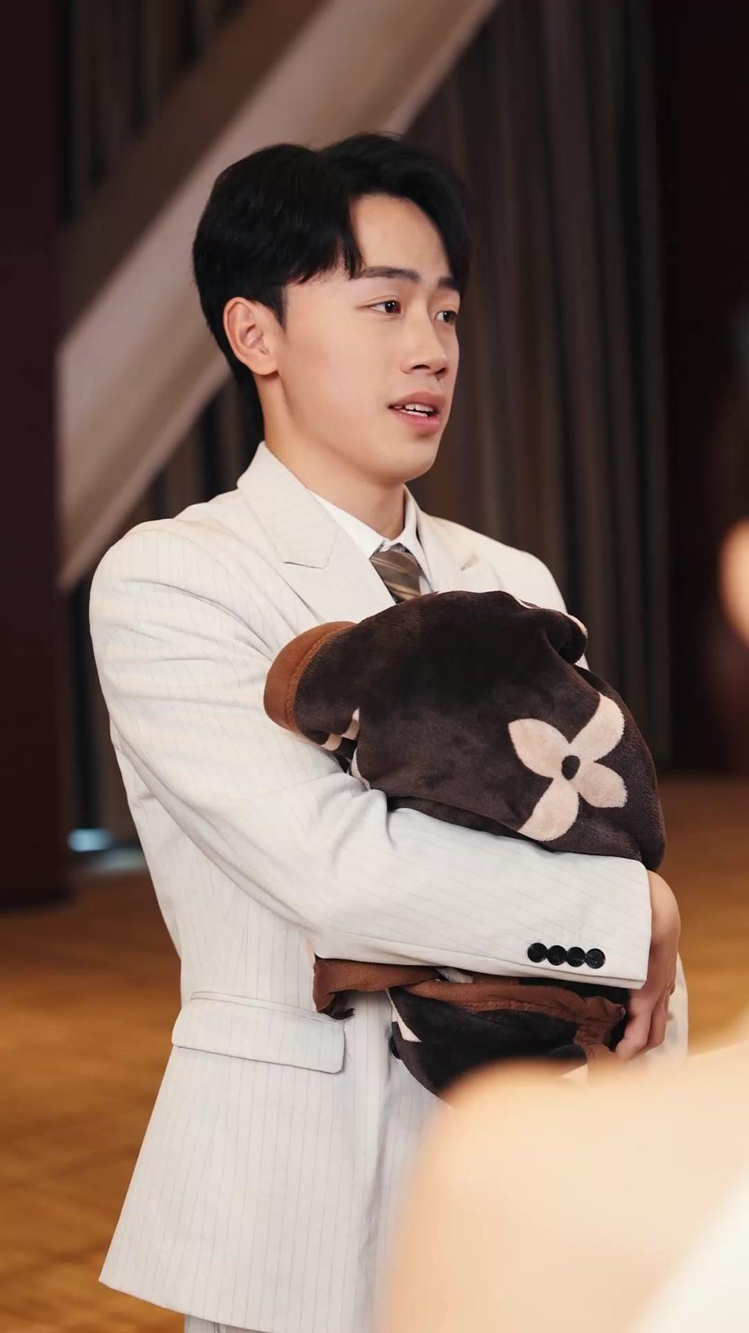 Ajaib! Bisik Bayi Ubah Nasib