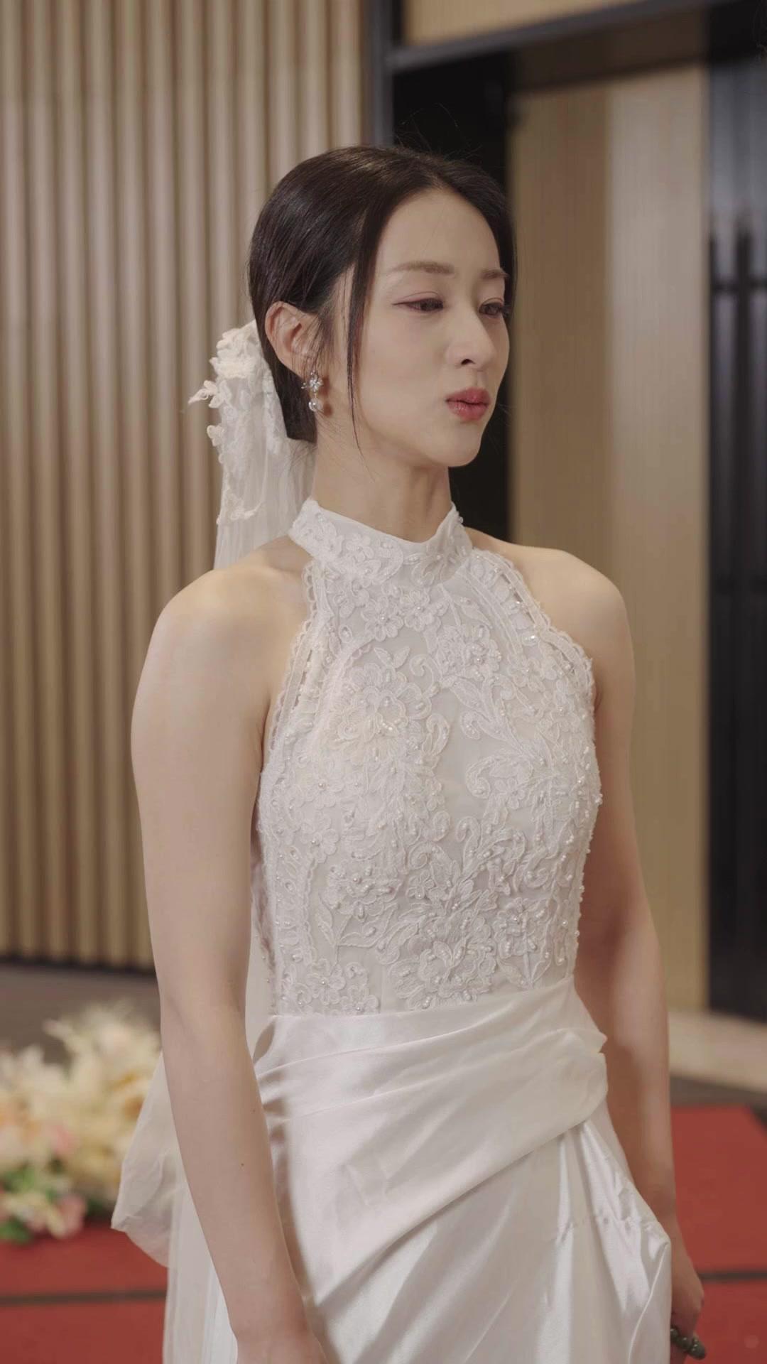 ¿La sustituya de quién?