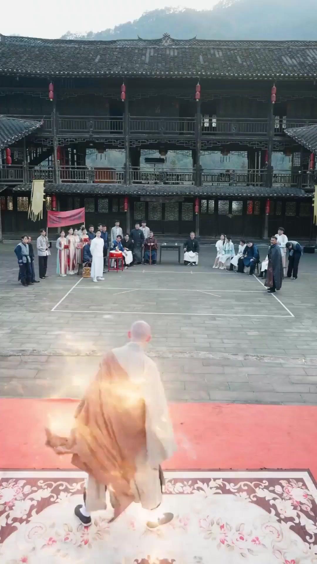 (Dubbed) A God in a Fool’s Flesh