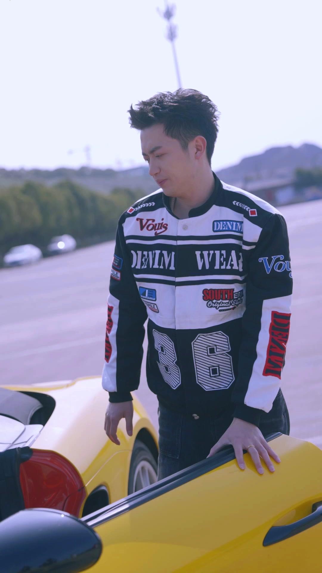 LE DIEU DE LA ROUTE EN TAXI