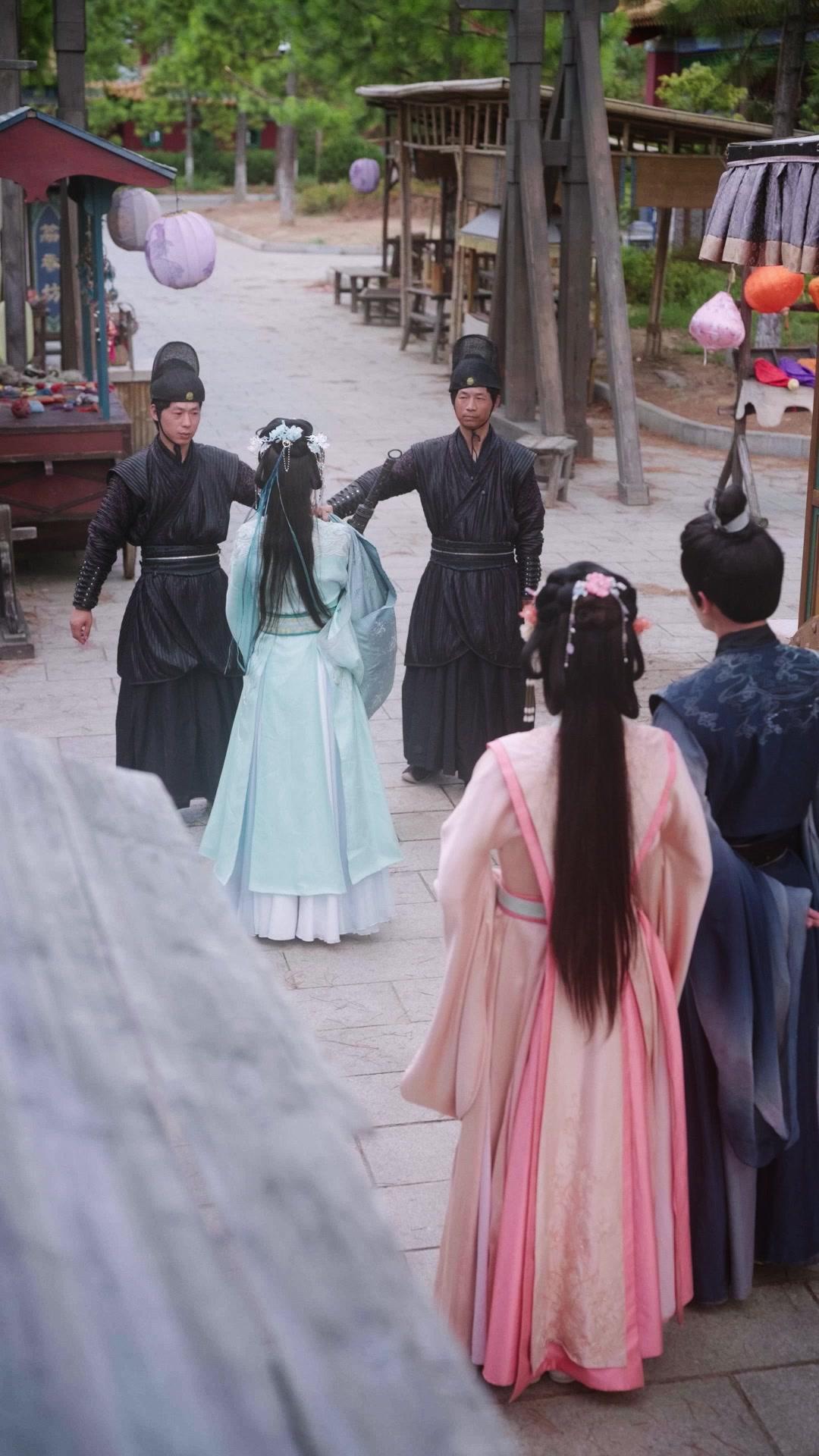 คู่บัลลังก์เกิดใหม่