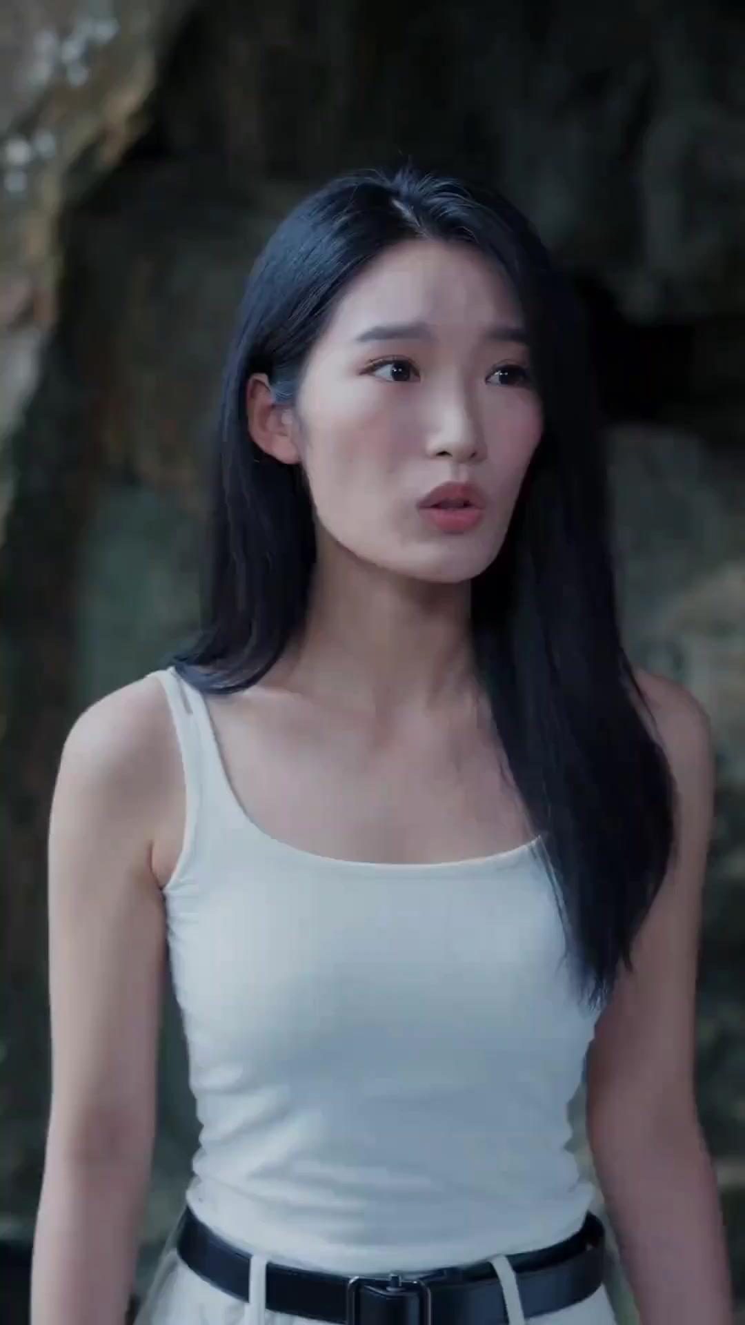 (Dublagem) O Ataque do Tubarão Gigante