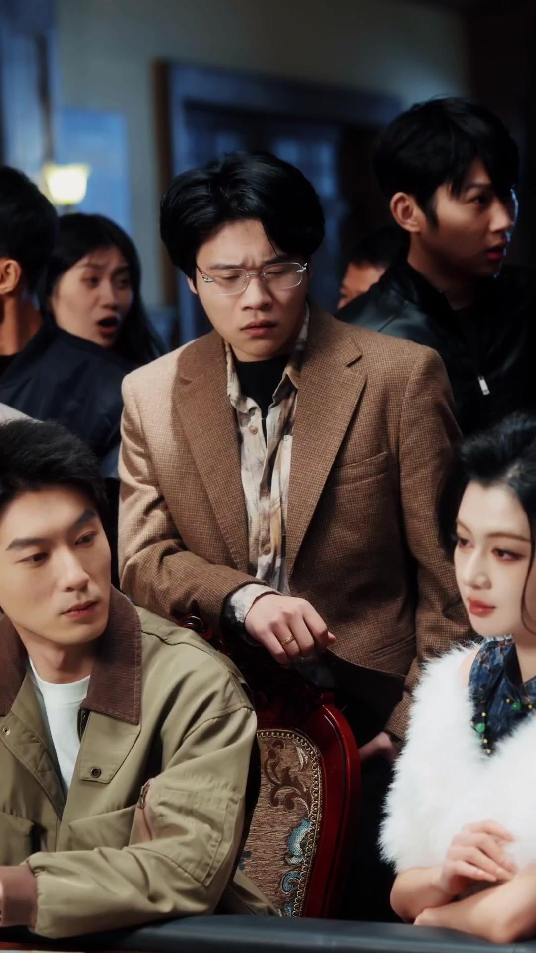 我的廢柴老公竟是千王