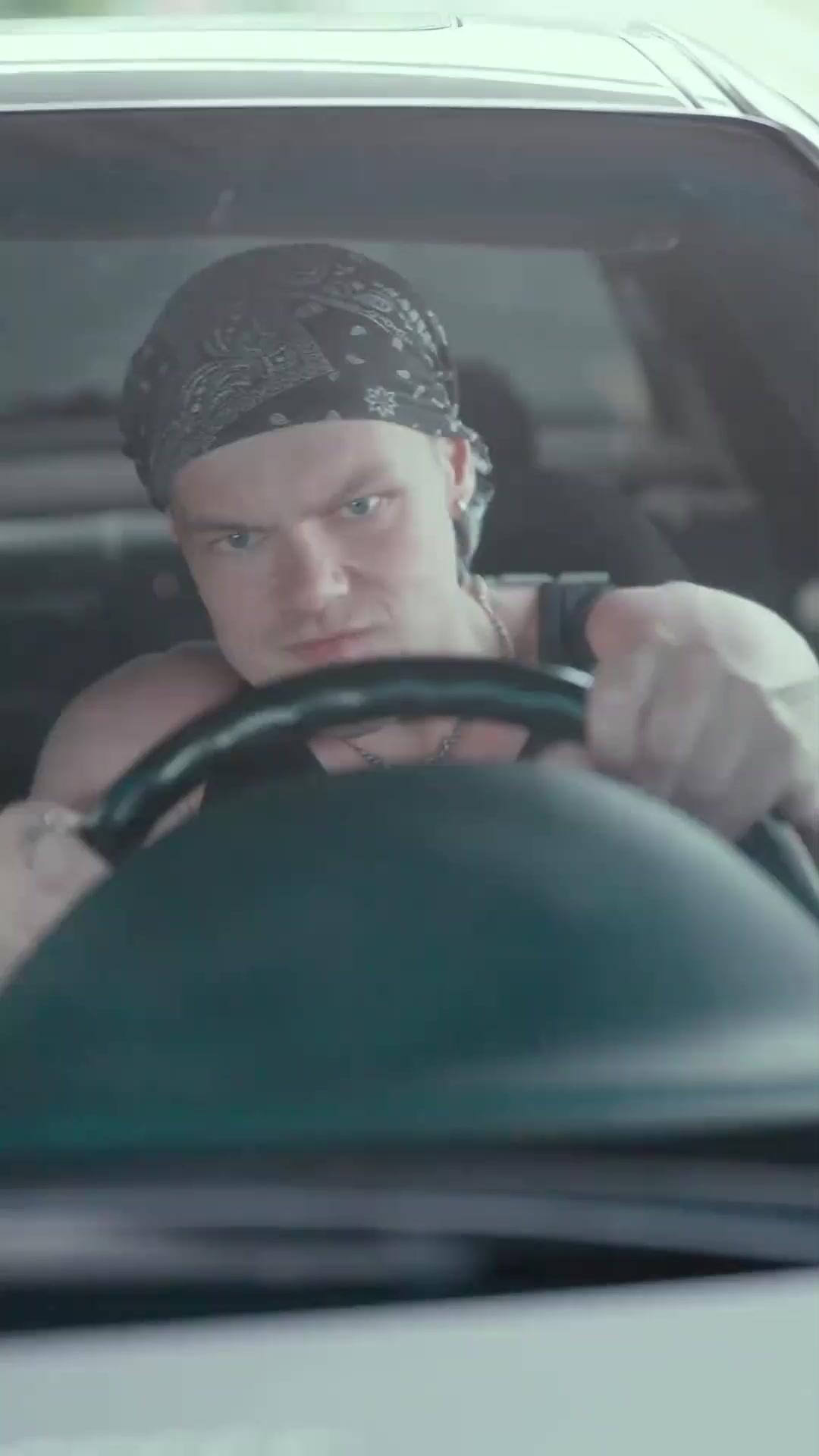 (Doblado) El dios de la velocida