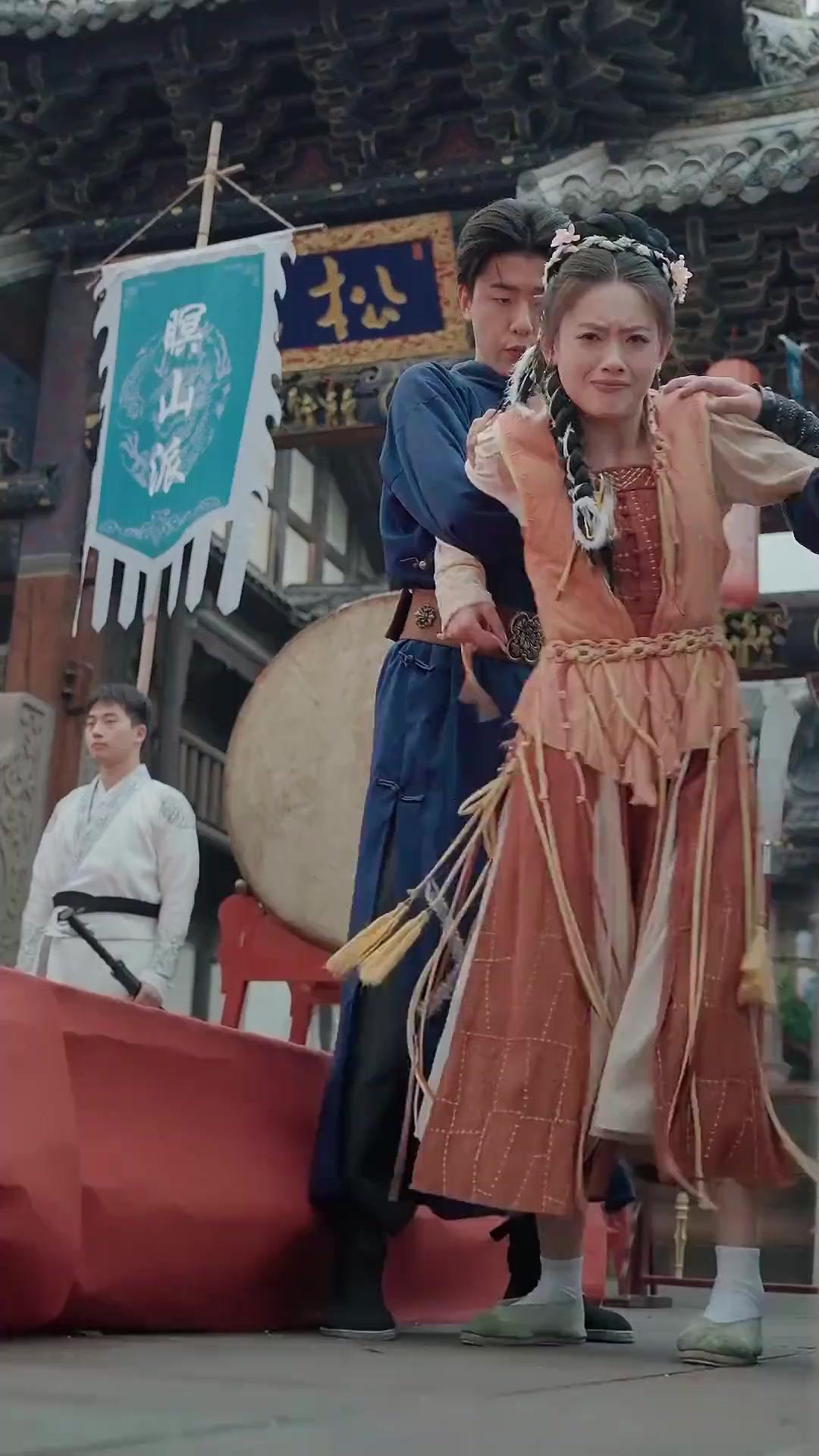 (Dubbed)No Trash, I'm OP!