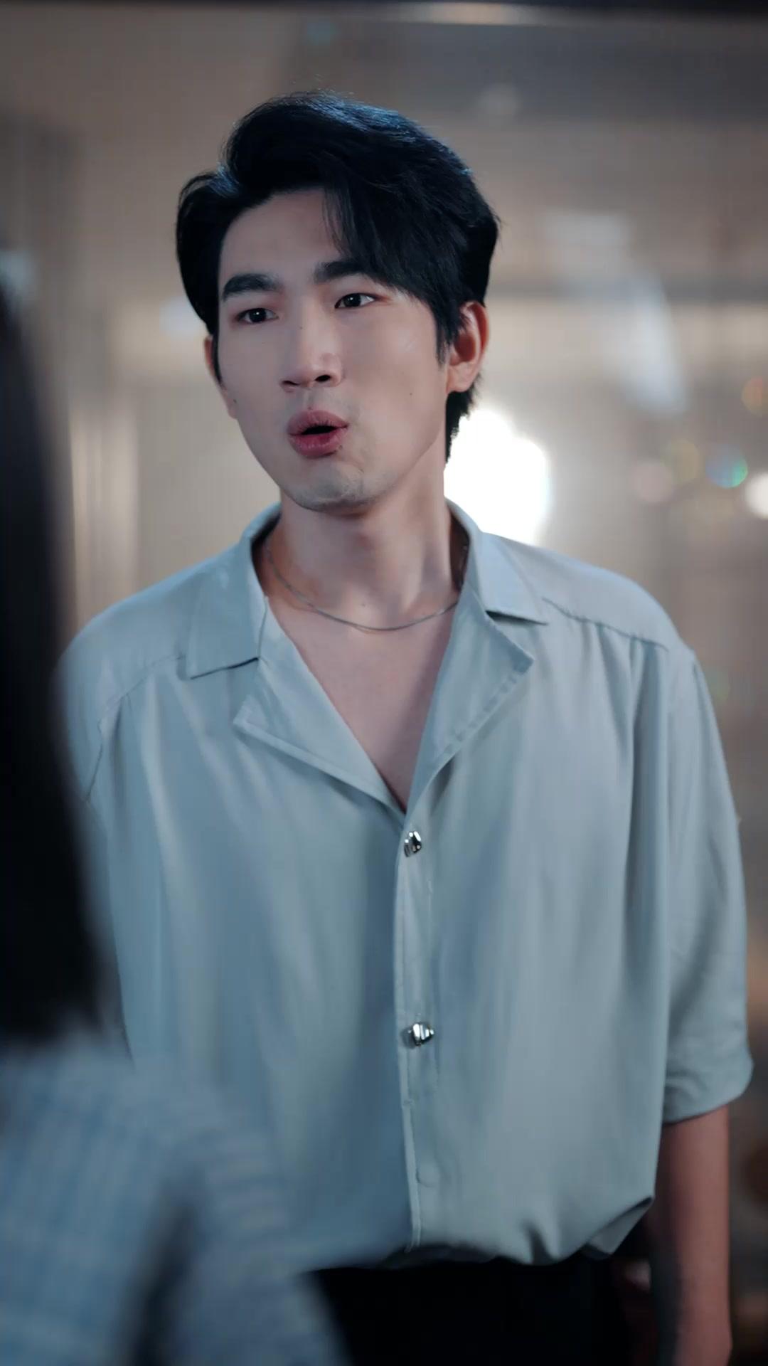 王牌女警踢豪門