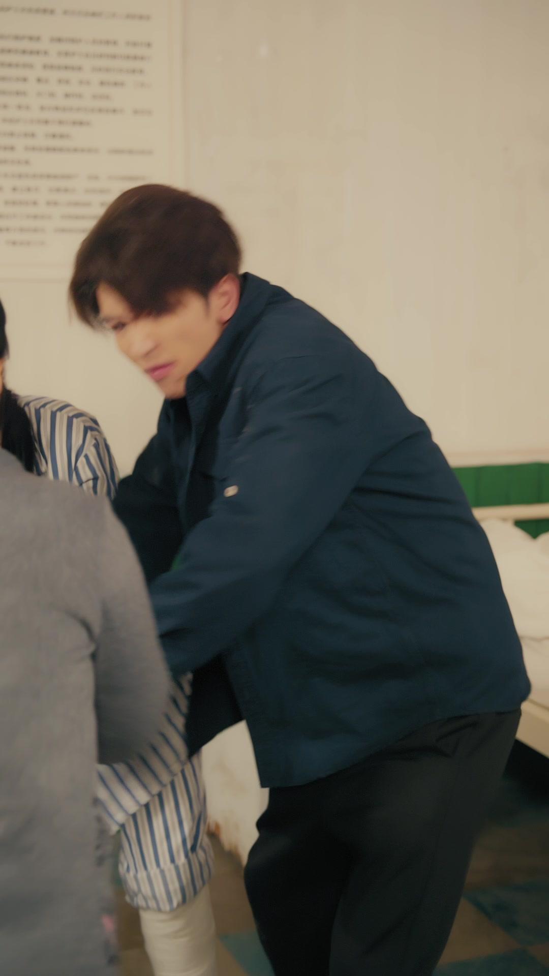 Aku Jadi Tumpuan Adikku