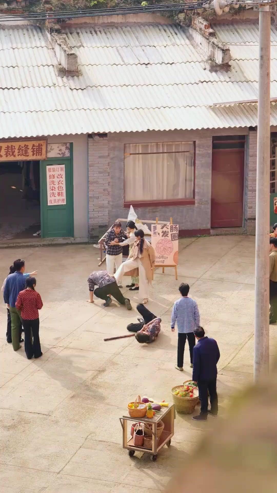 (พากย์เสียง) ฉีกพล็อตเดิม ขึ้นแท่นตัวแม่ยุค