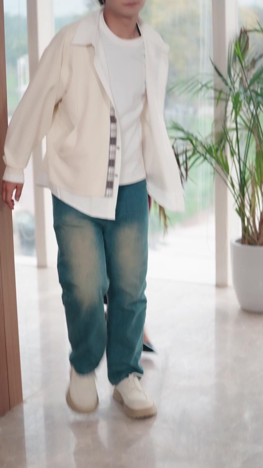 Semua Kakakku Luar Biasa