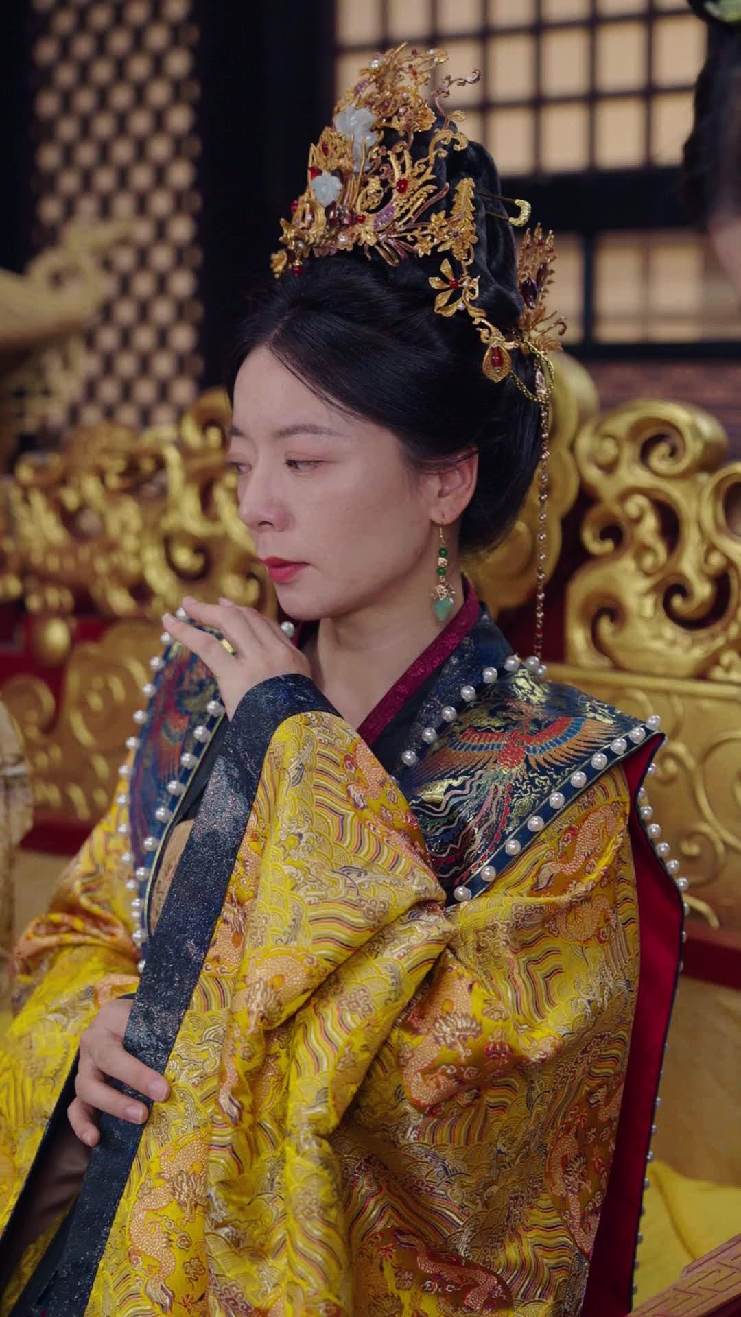 Pindah Alam Jadi Permaisuri