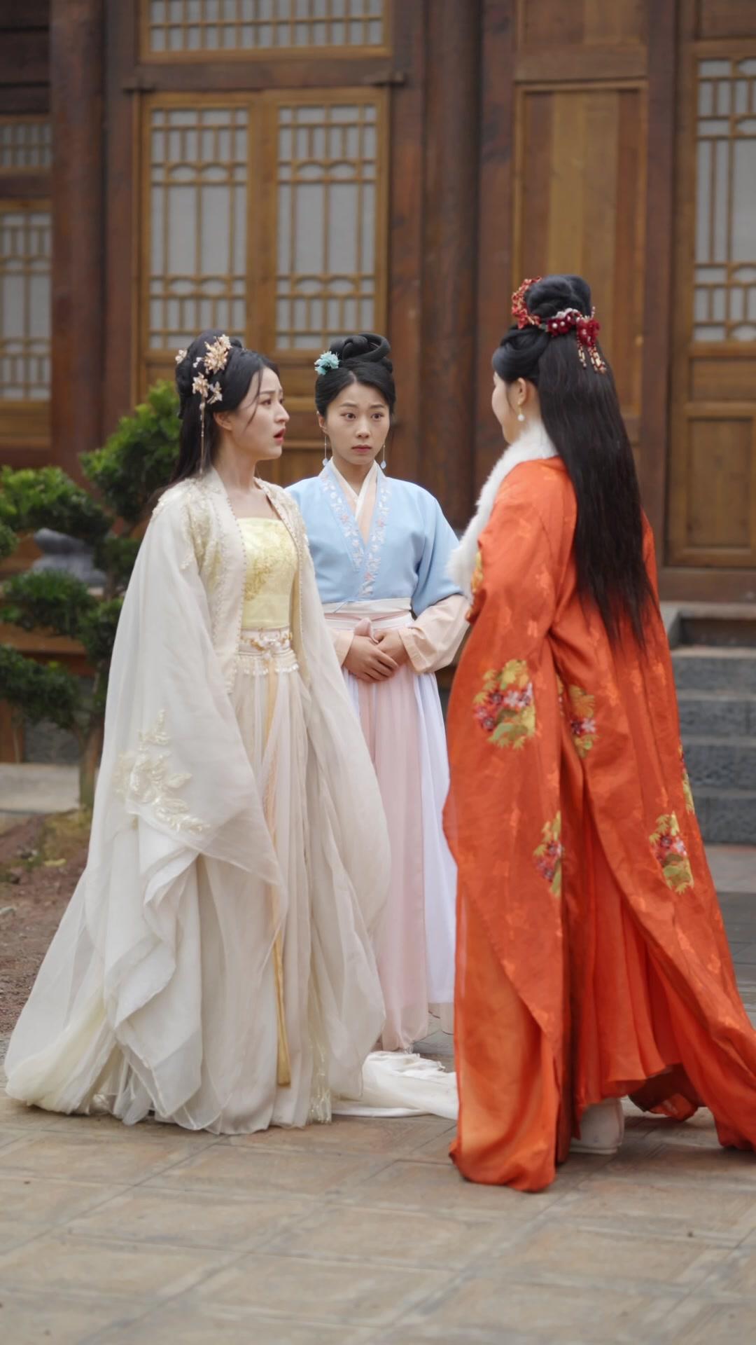 My Chubby Fairy-Like Wife