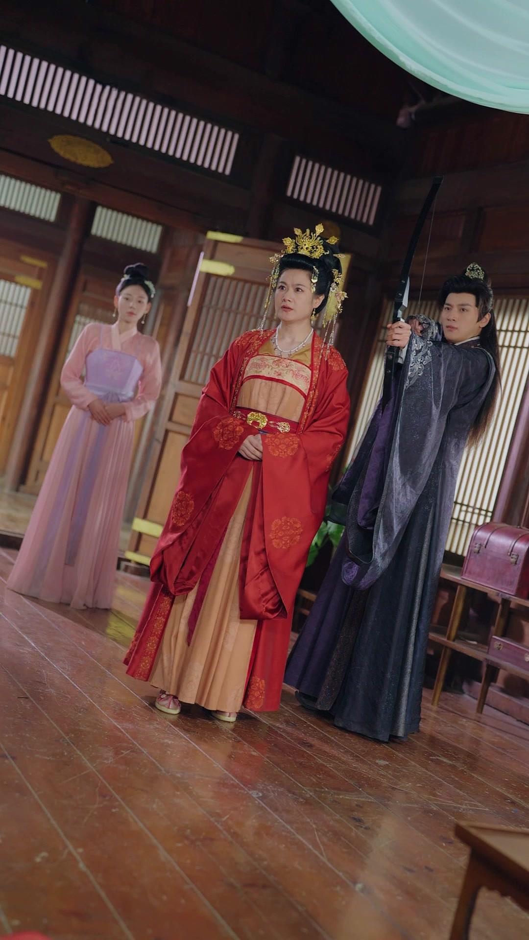 Dilenci Prensesin Tahta Yürüyüşü