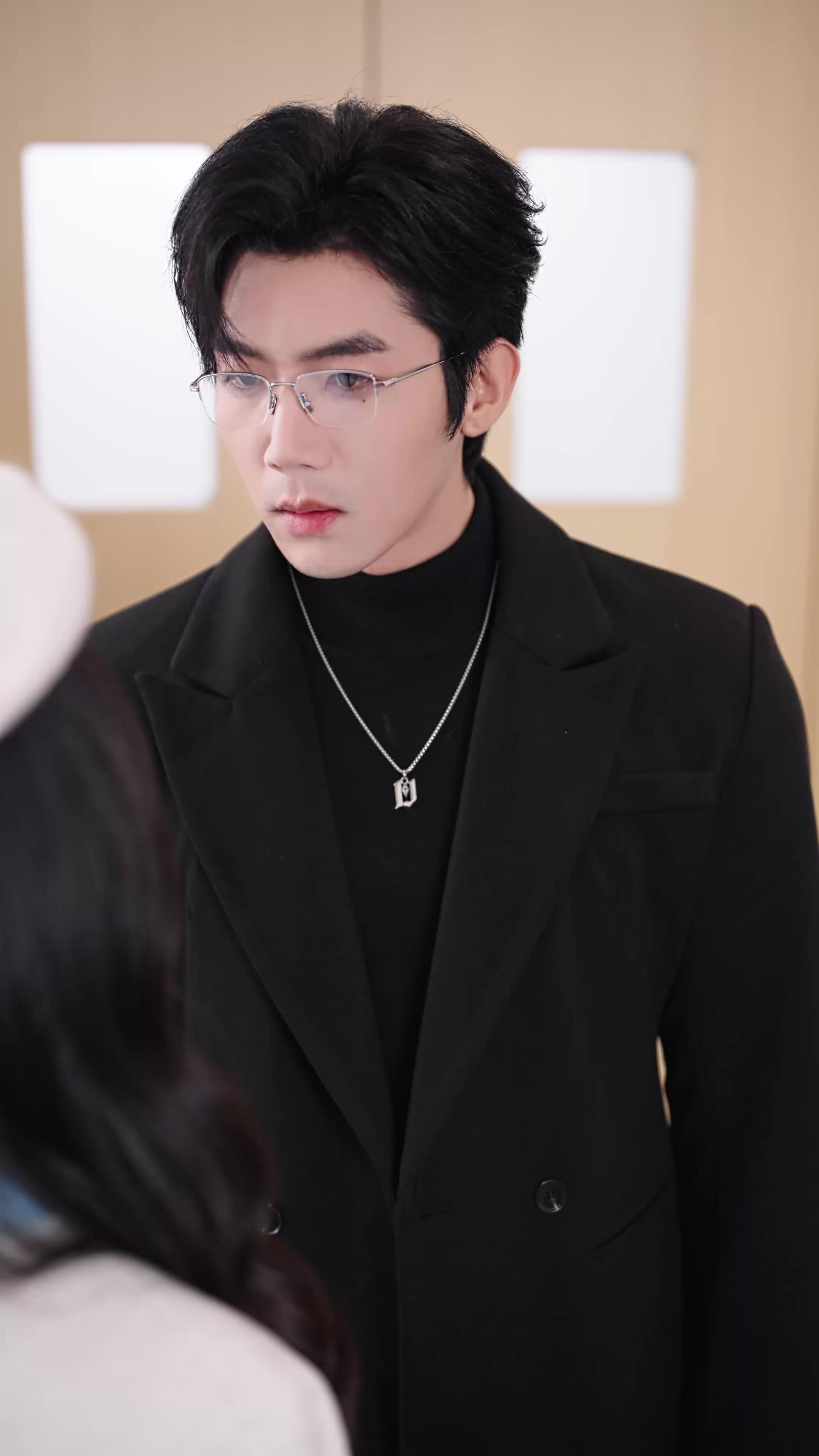 撩到個大佬，他超會撐腰的