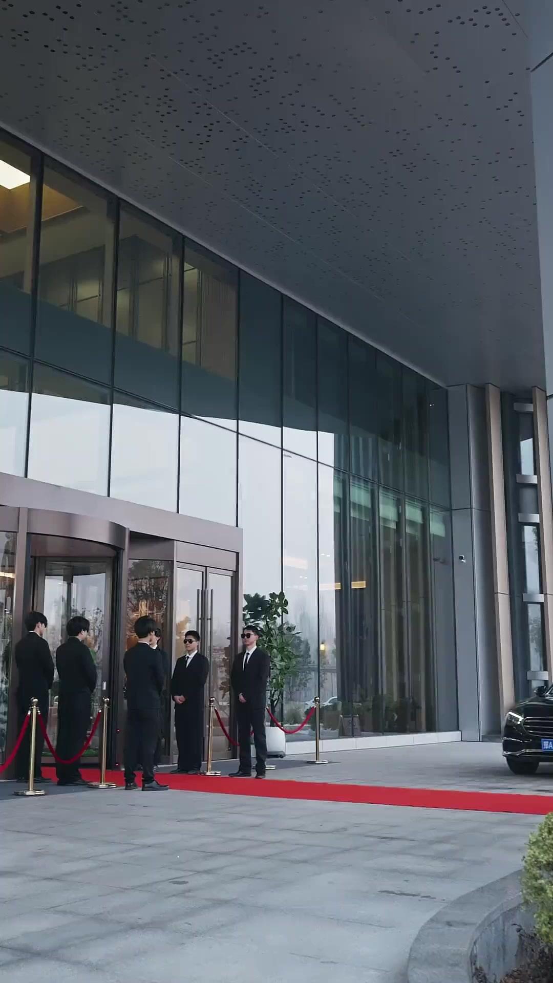 Làm Chủ Cuộc Chơi