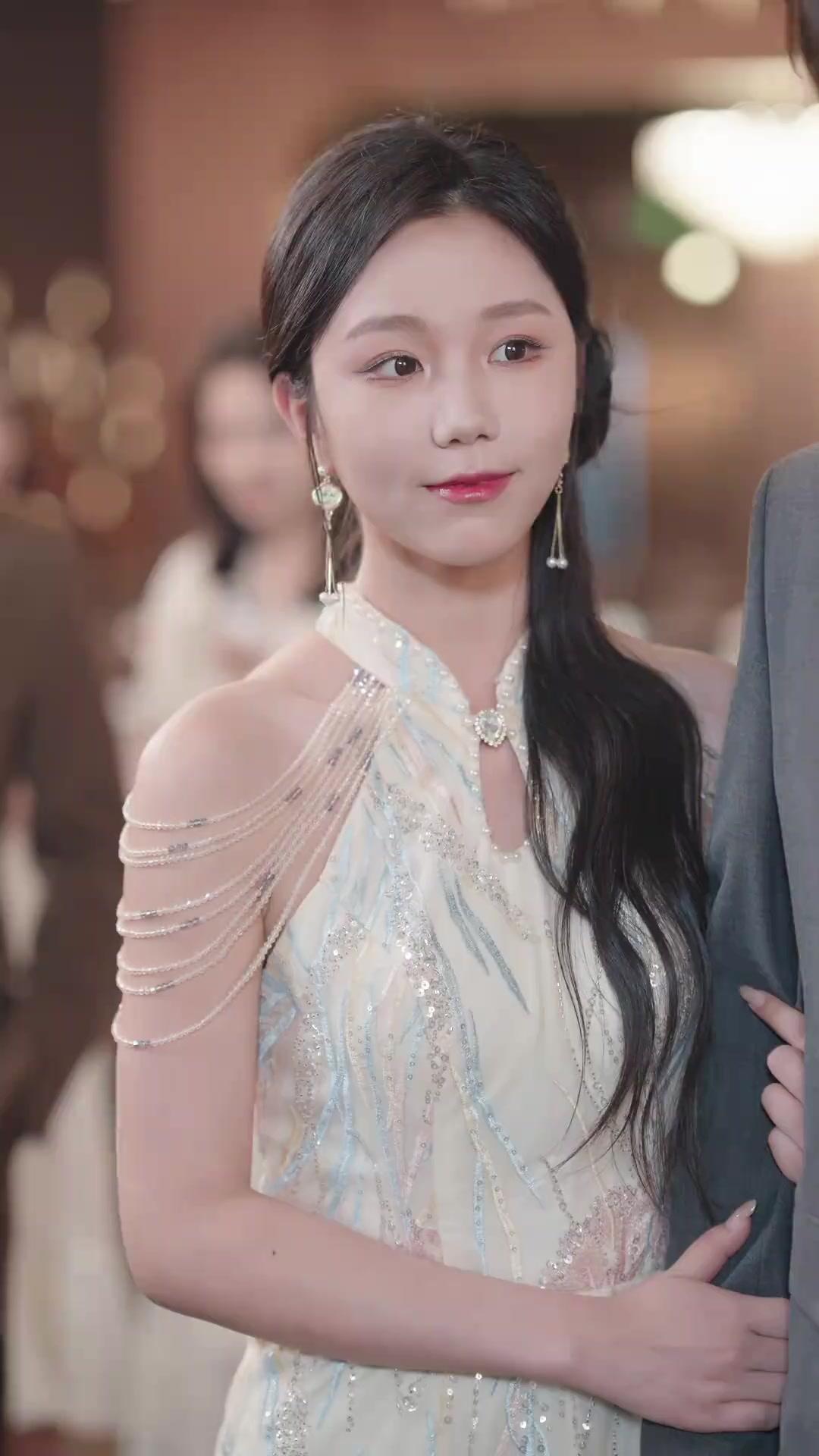 LA MÉCHANTE ADORÉE DE TOUS