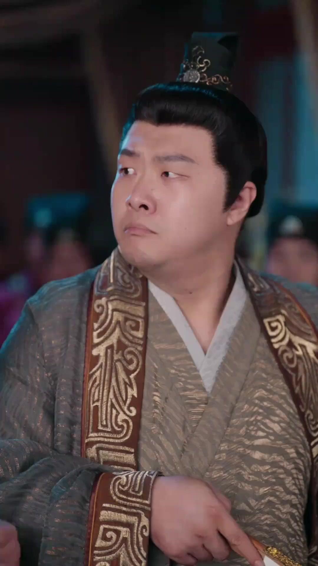 (Doblado) La emperatriz se volvió madrastra