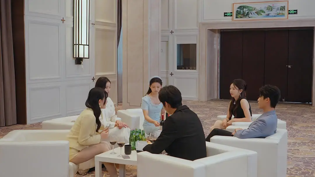 หัวใจถูกรุกล้ำ เมื่อจินเสวี่ยนเจอคนใหม่ท่ามกลางวงการหรูหรา