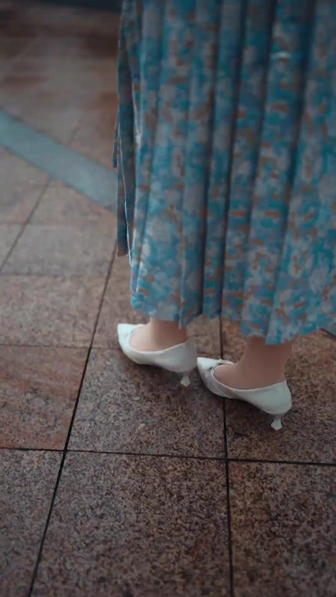 Ngoảnh Lại Là Anh