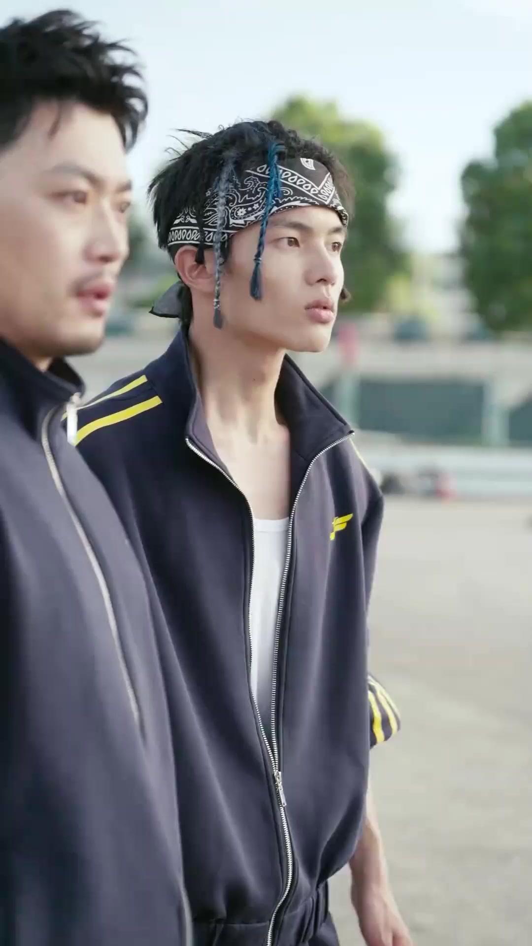 (พากย์เสียง) ราชาซิ่งสายฟ้า