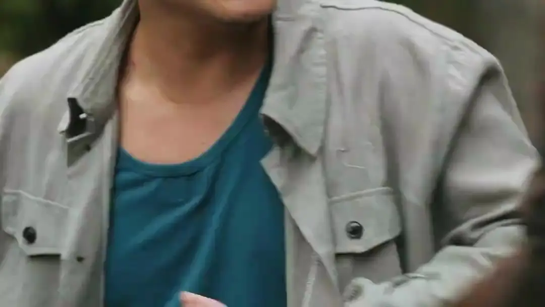 Tick Tock: Zhang Dafu’s Bandage and the Weight of Witness