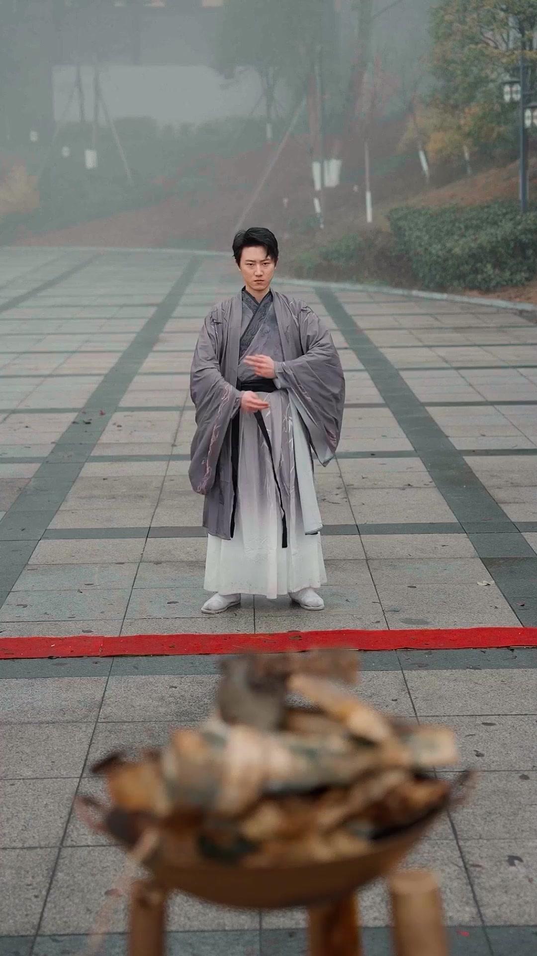 세상을 뒤흔든 영웅