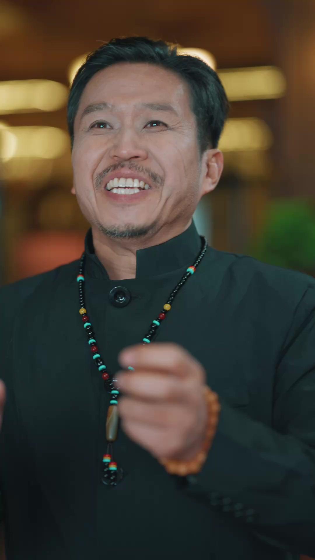 LE REGARD QUI PERCE TOUT